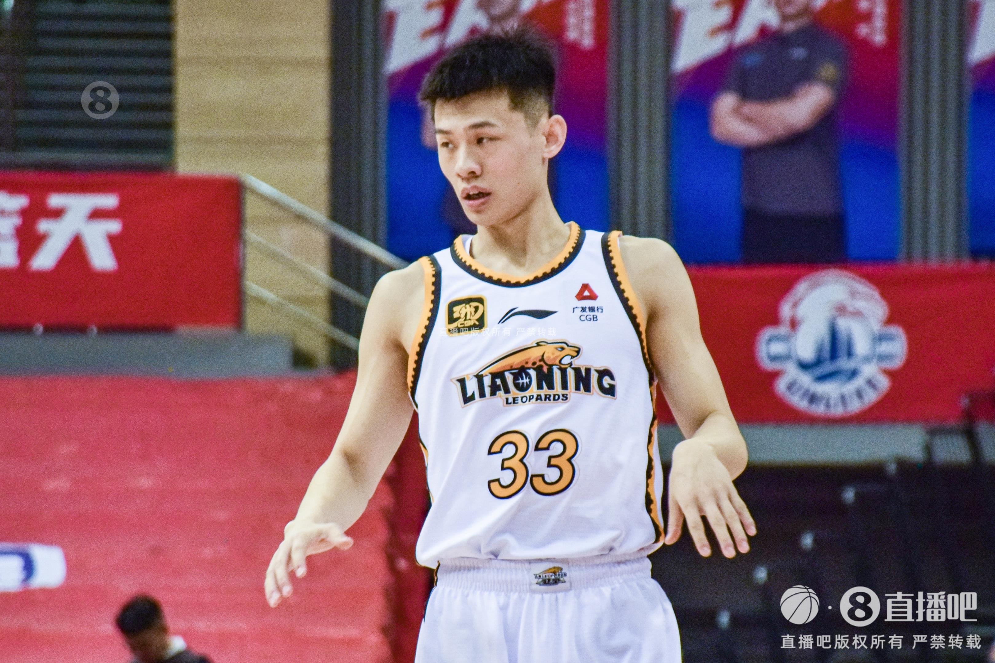 盡力了！王嵐嵚末節(jié)2記三分 全場18分鐘4中3拿到10分